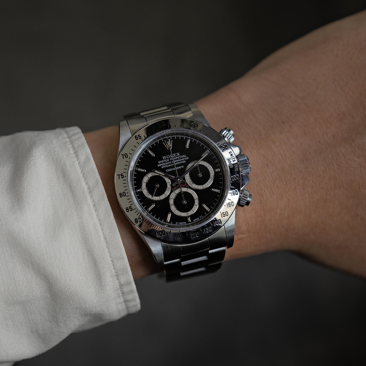 ロレックス/デイトナ16520/R番/段落ちマーク1ダイヤル/200タキベゼル/逆6/シングルバックル/ROLEX DAYTONA REF.16520 “Mk1, Floating Dial” Mk1, 200 Tachy Bezel 1988y