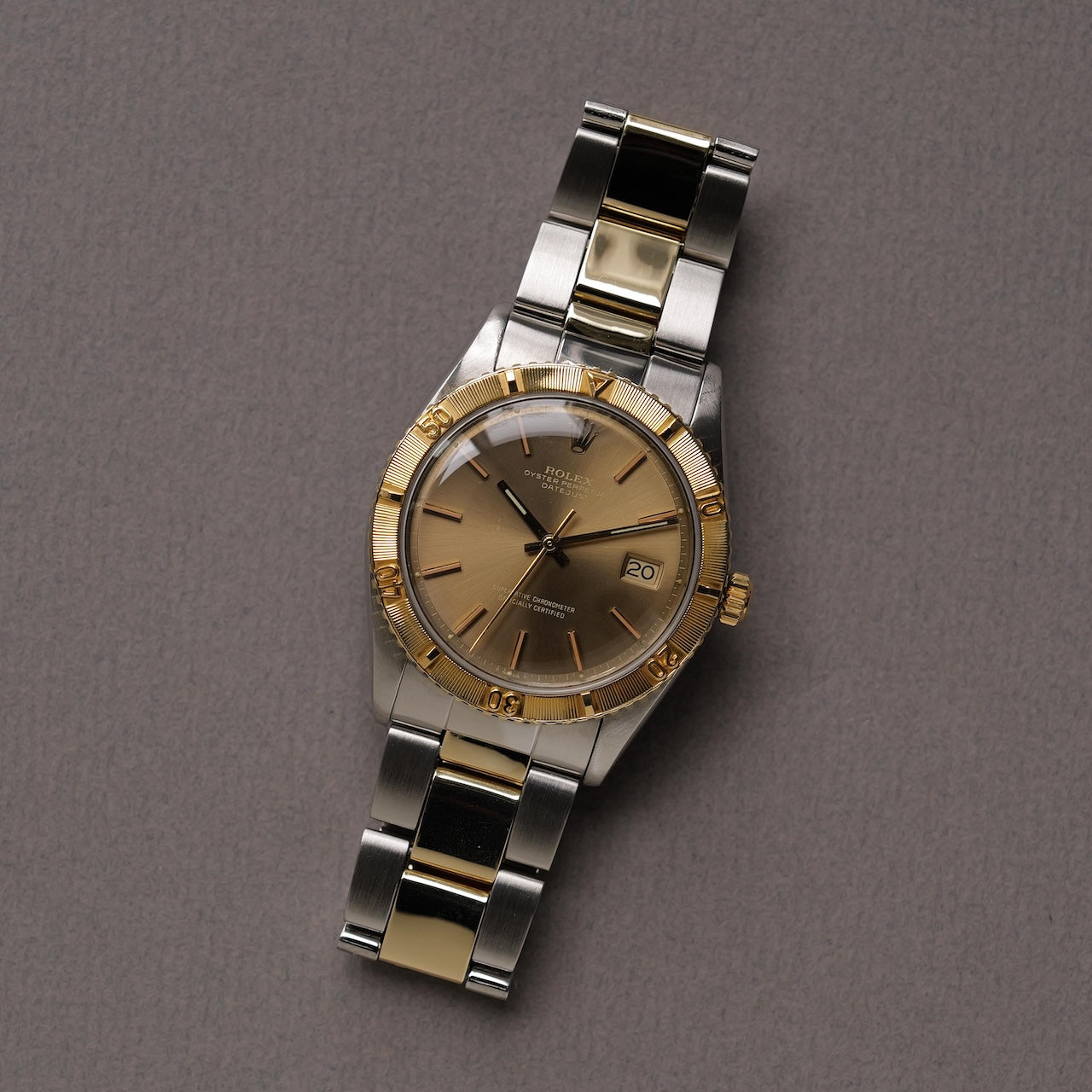ロレックス/デイトジャスト/サンダーバード1625/シャンパン・グレー・ゴースト/ROLEX DATE-JUST THUNDERBIRD REF.1625 "Champagne Grey Ghost Dial" Yellow Gold 1971Y