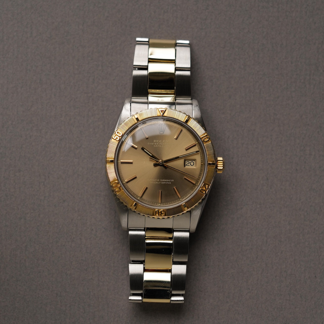 ロレックス/デイトジャスト/サンダーバード1625/シャンパン・グレー・ゴースト/ROLEX DATE-JUST THUNDERBIRD REF.1625 "Champagne Grey Ghost Dial" Yellow Gold 1971Y