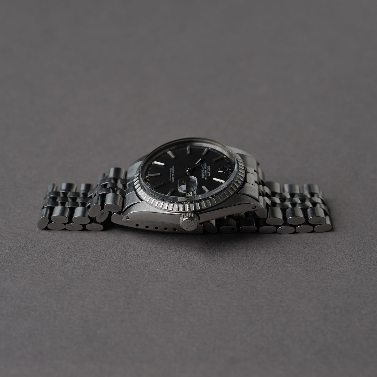 ロレックス/デイトジャスト1603/マット黒文字盤/シルバーフォント/エンジンターンドベゼル/USジュビリー/ROLEX DATE-JUST REF.1603 "Black Matte dial" US Jubilee  Silver print 1969Y