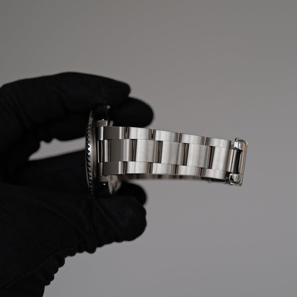 ロレックス/GMTマスター16700/A番/オンリースイスダイヤル/保証書付き/ROLEX GMT-MASTER Ref.16700"Only SWISS" Black Bezel 1998-99Y with Guarantee