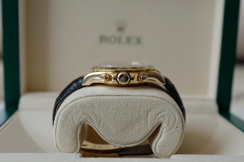 ROLEX DAYTONA REF.116518 Black x Gold dial x Red minute circle