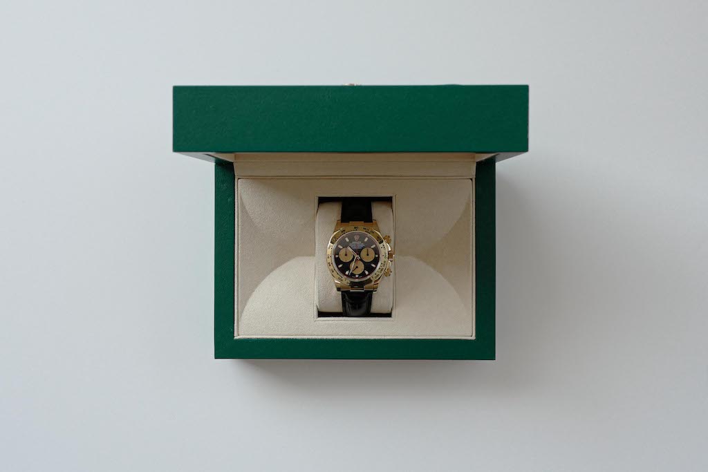 ROLEX DAYTONA REF.116518 Black x Gold dial x Red minute circle