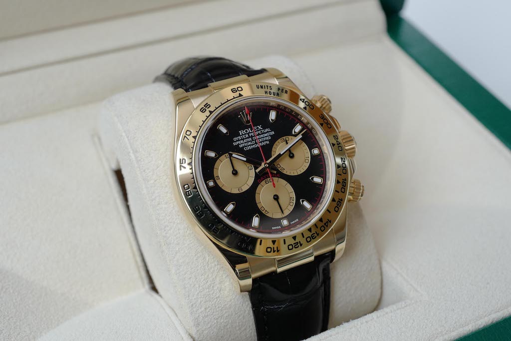 ROLEX DAYTONA REF.116518 Black x Gold dial x Red minute circle