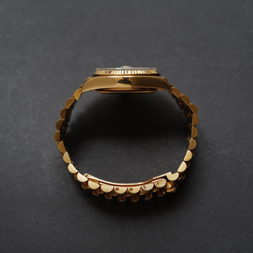 ロレックス/デイデイト18038/シャンパン/10Pダイヤモンド/保証書付き/ROLEX DAY-DATE Ref.18038 "10P Diamonds" 18KYG 1984y with Paper