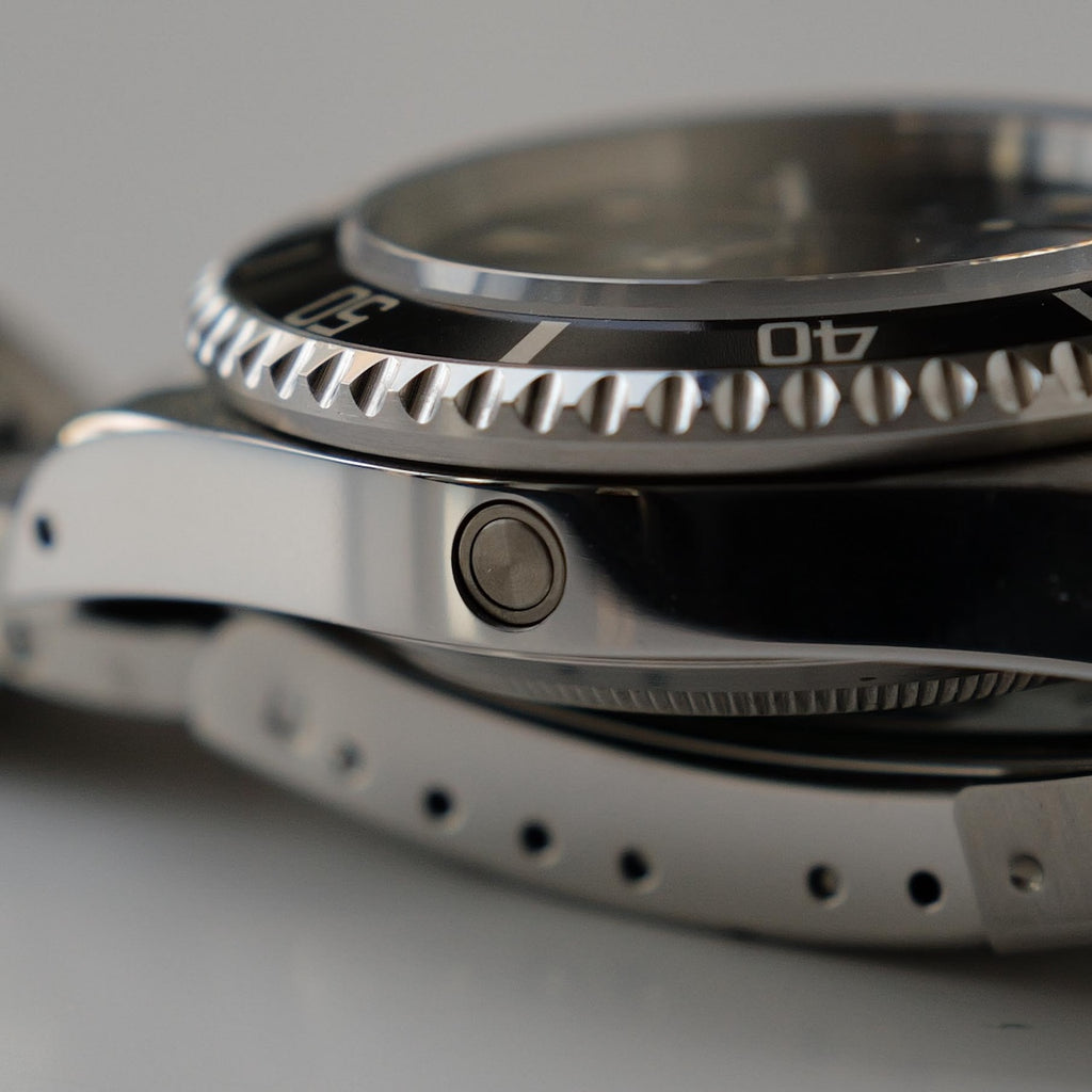 ロレックス/シードゥエラー16600/E番/オールトリチウム/裏蓋シール/箱・保証書付き/ROLEX SEA-DWELLER REF.16600 All Tritium 1990Y with Box and Paper