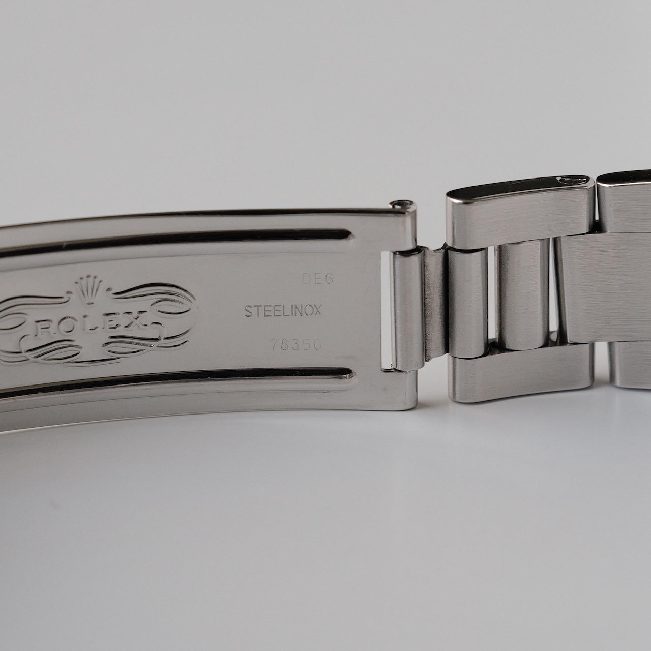 ロレックス/オイスターパーペチュアルデイト15210/K番/シルバーダイヤル/保証書付き/ROLEX OYSTER PERPETUAL DATE REF.15210 SILVER DIAL 2001 with Paper