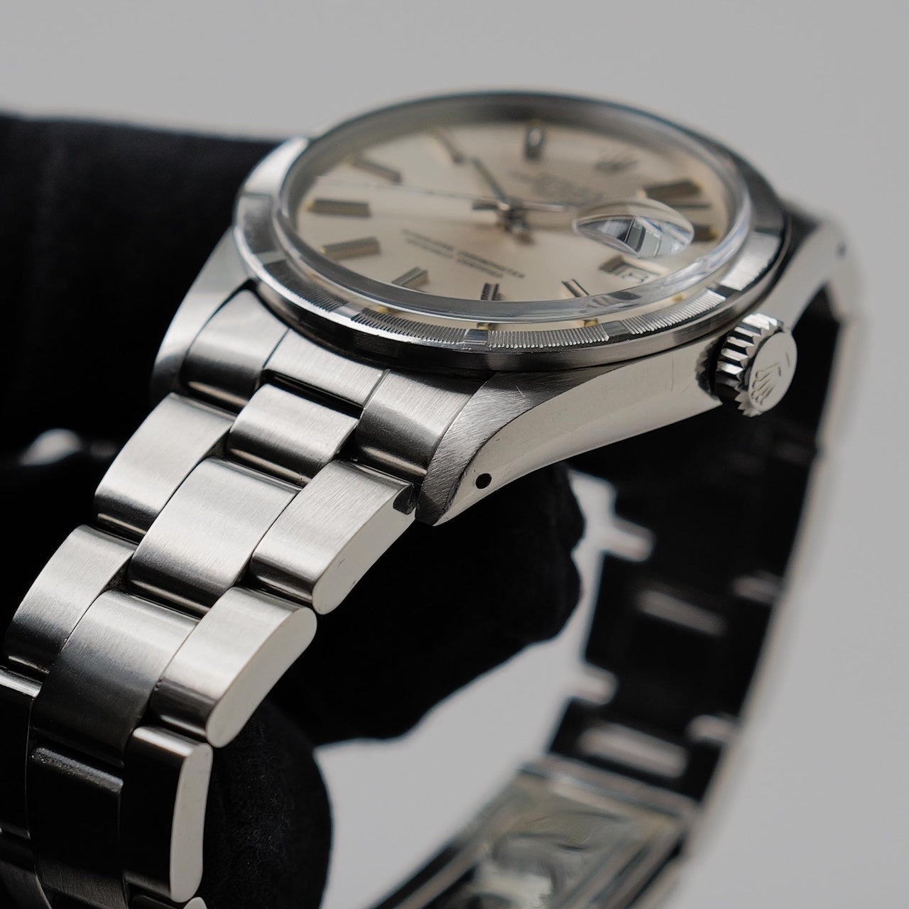ロレックス/オイスターパーペチュアル デイト1501/シルバーダイヤル/エンジンターンドベゼル/ROLEX OYSTER PERPETUAL DATE REF.1501 SILVER DIAL 1978-79Y