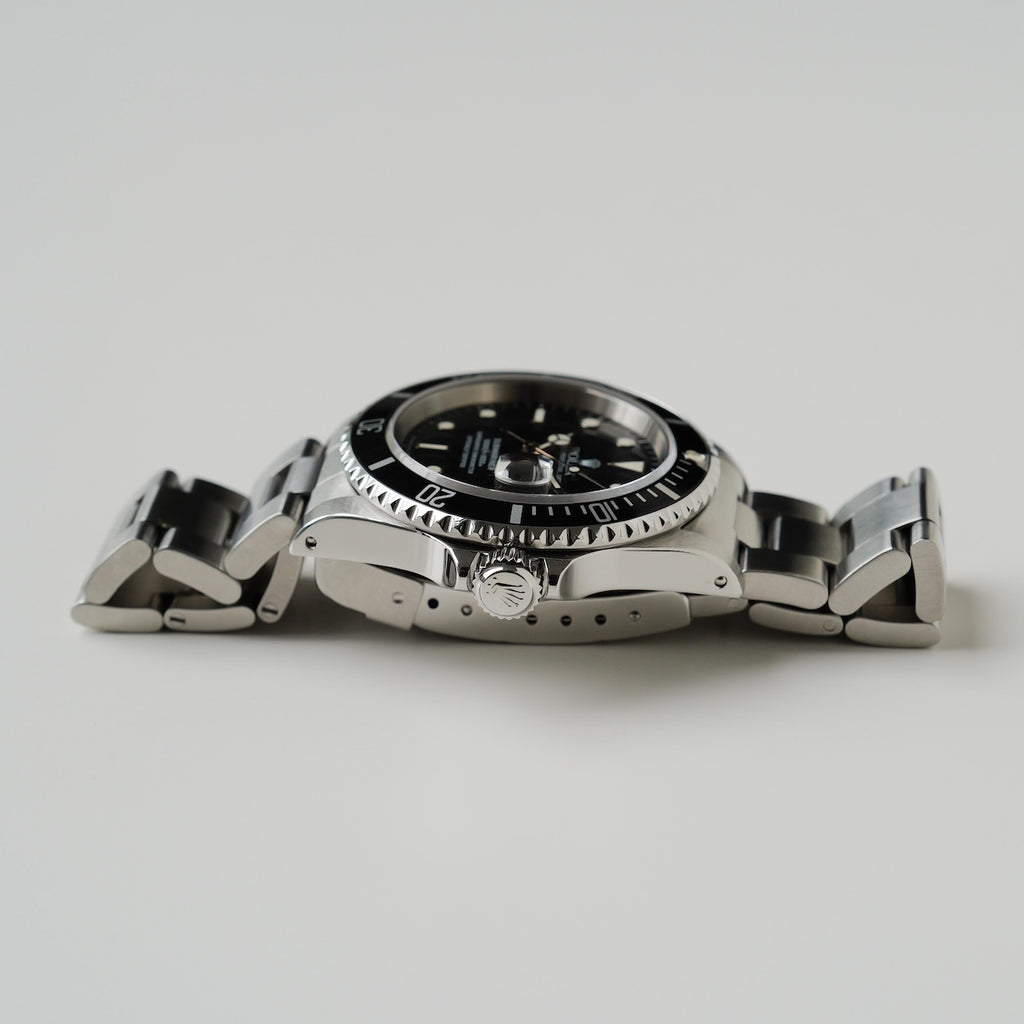 ロレックス/サブマリーナーデイト16610/W番/オールトリチウム/箱・保証書付/ROLEX SUBMARINER DATE REF.16610 All Tritium 1995 with Box and Paper