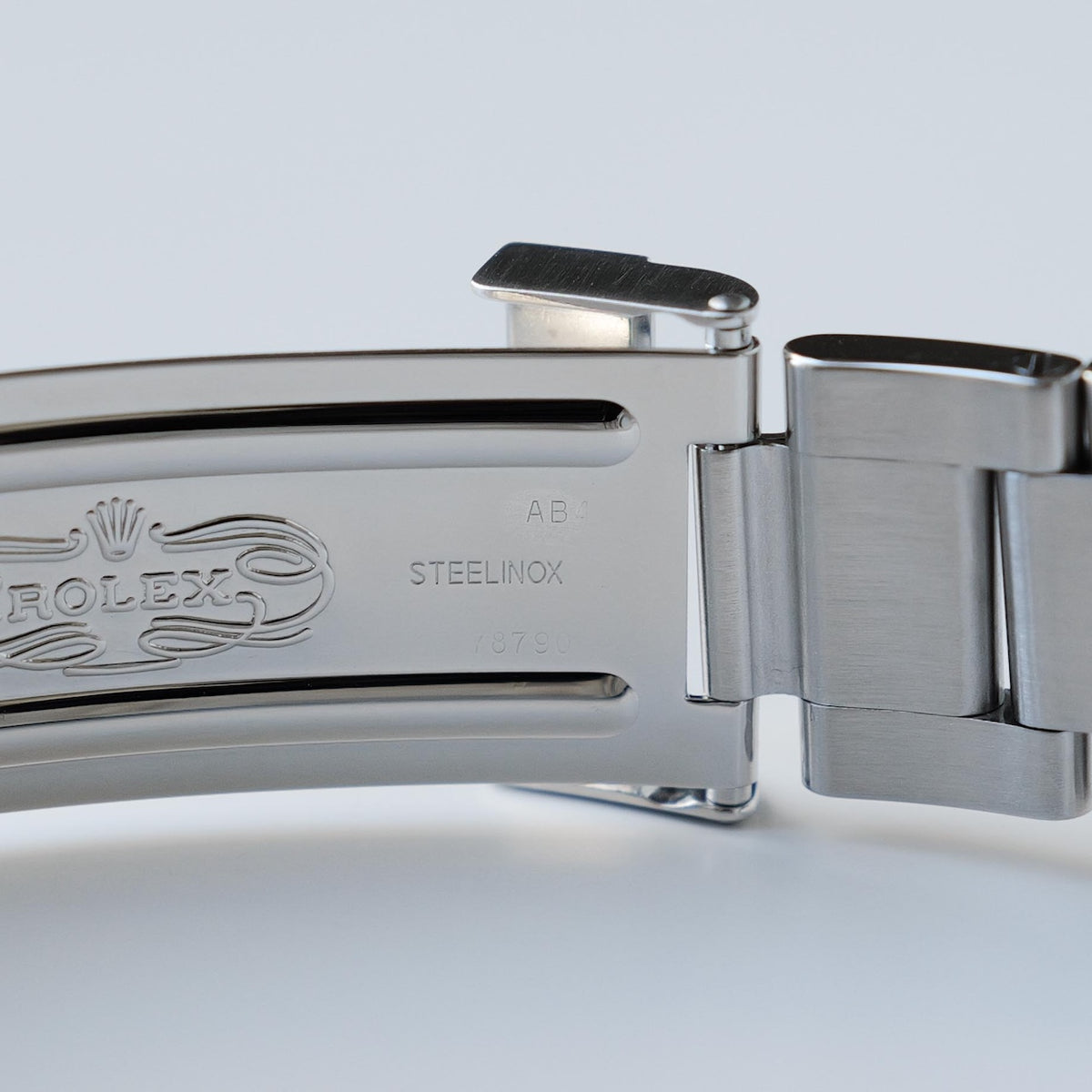 ロレックス/エクスプローラー1/14270/最終Pシリアル/箱・USギャラ付きROLEX EXPLORER 1 REF.14270 "Final P-Serial" 2000y with US Guarantee