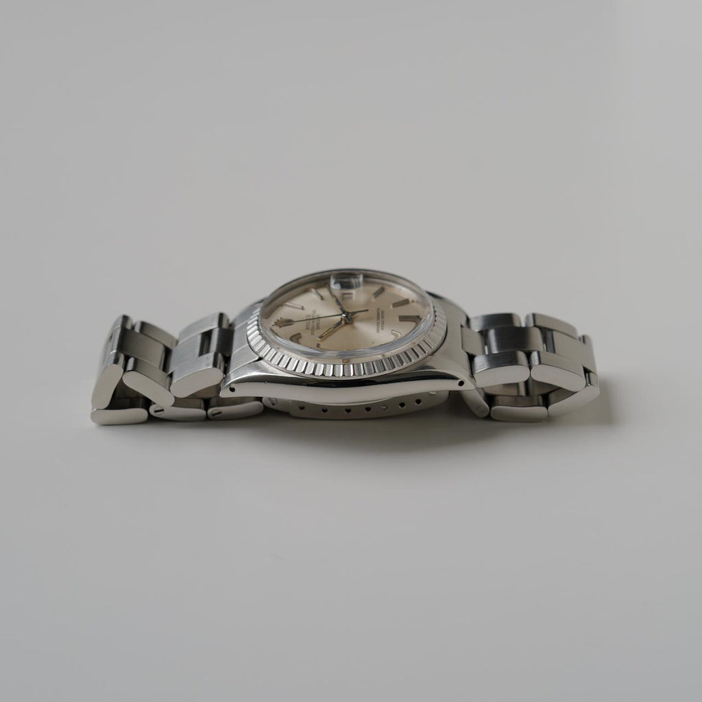 ロレックスデイトジャスト1603/シルバー/ステップドダイヤル/エンジンターンベゼル/ROLEX DATEJUST REF.1603 Silver Dial Engine Turned Bezel 1977y