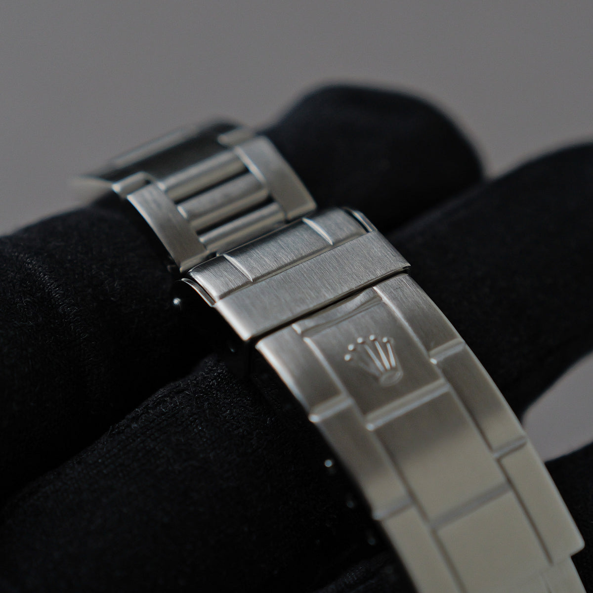 ロレックス/サブマリーナデイト1680/白サブ/Mk1マキシダイヤル/ROLEX SUBMARINER DATE REF.1680 White Submariner "Mk1 Maxi Dial" 1978y