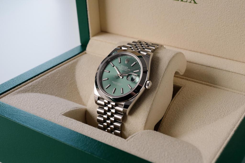 ROLEX DATE-JUST "Mint Green" Ref.126300 Jubilee Bracelet