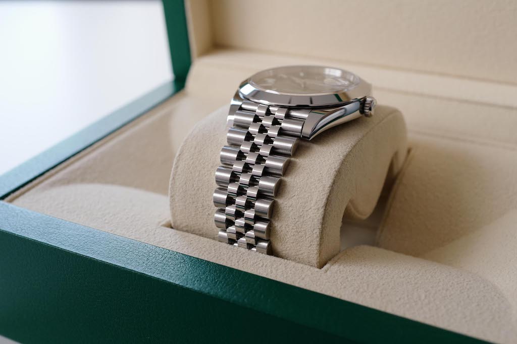 ROLEX DATE-JUST "Mint Green" Ref.126300 Jubilee Bracelet