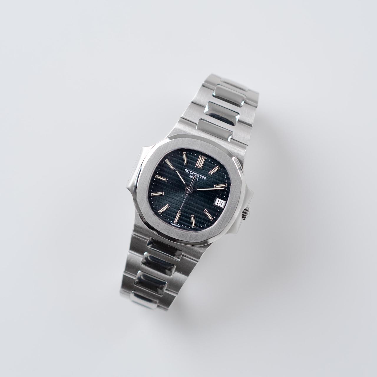 PATEK PHILIPPE Nautilus Ref.3800/1A-010 1990y with Archive