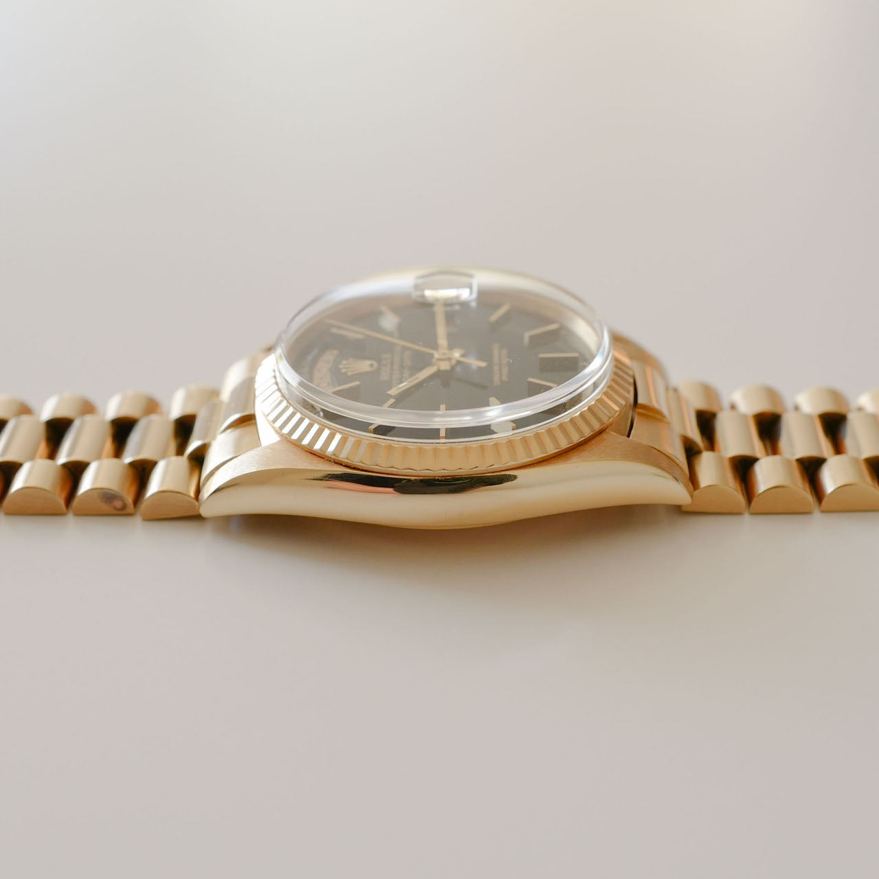 ROLEX DAY-DATE "Gilt Dial, Center Split" 18k Yellow Gold Ref.1803 1967y
