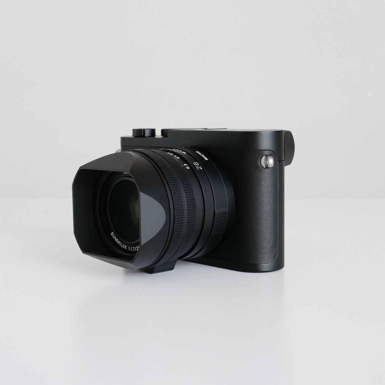 【限定】LEICA Q2 "FRAGMENT EDITION" MONOCHROME 未使用 Full Set