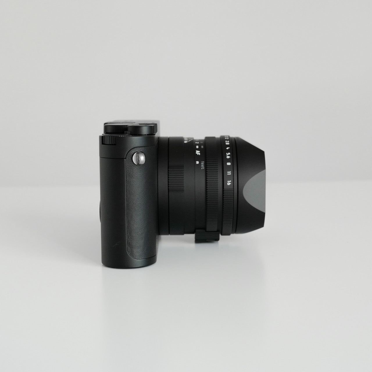 【限定】LEICA Q2 "FRAGMENT EDITION" MONOCHROME 未使用 Full Set