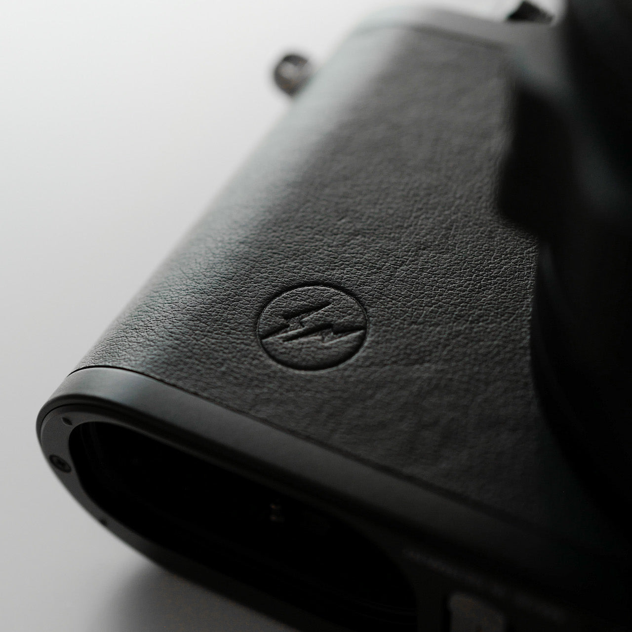 【限定】LEICA Q2 "FRAGMENT EDITION" MONOCHROME 未使用 Full Set