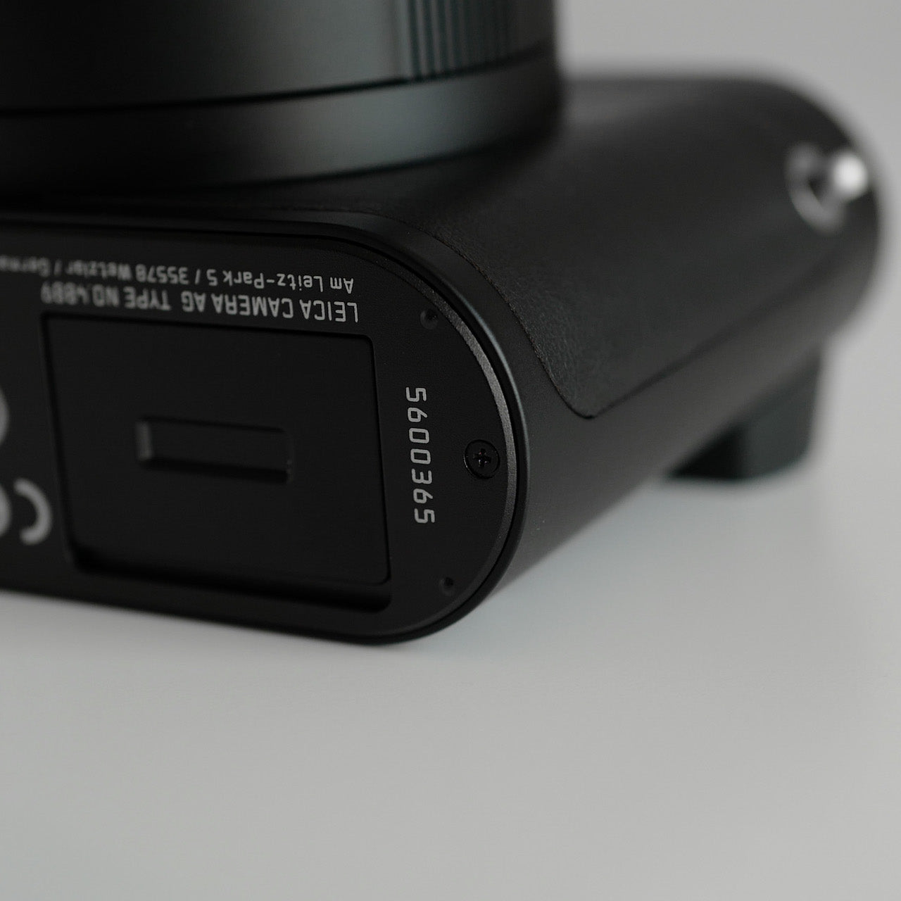 【限定】LEICA Q2 "FRAGMENT EDITION" MONOCHROME 未使用 Full Set