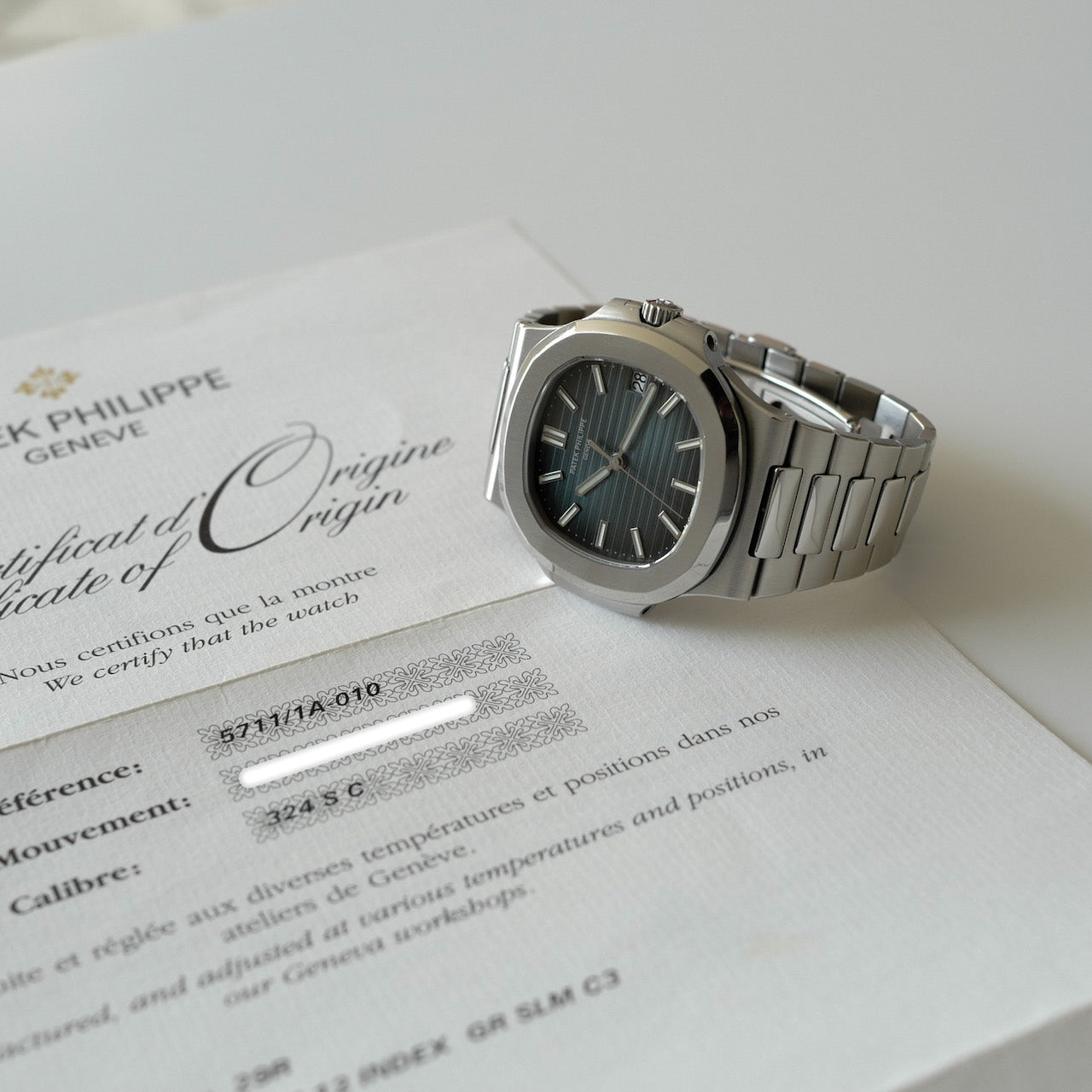 PATEK PHILIPPE Nautilus "Jumbo" Ref.5711/1A-010 Blue-Grey Dial Full Set