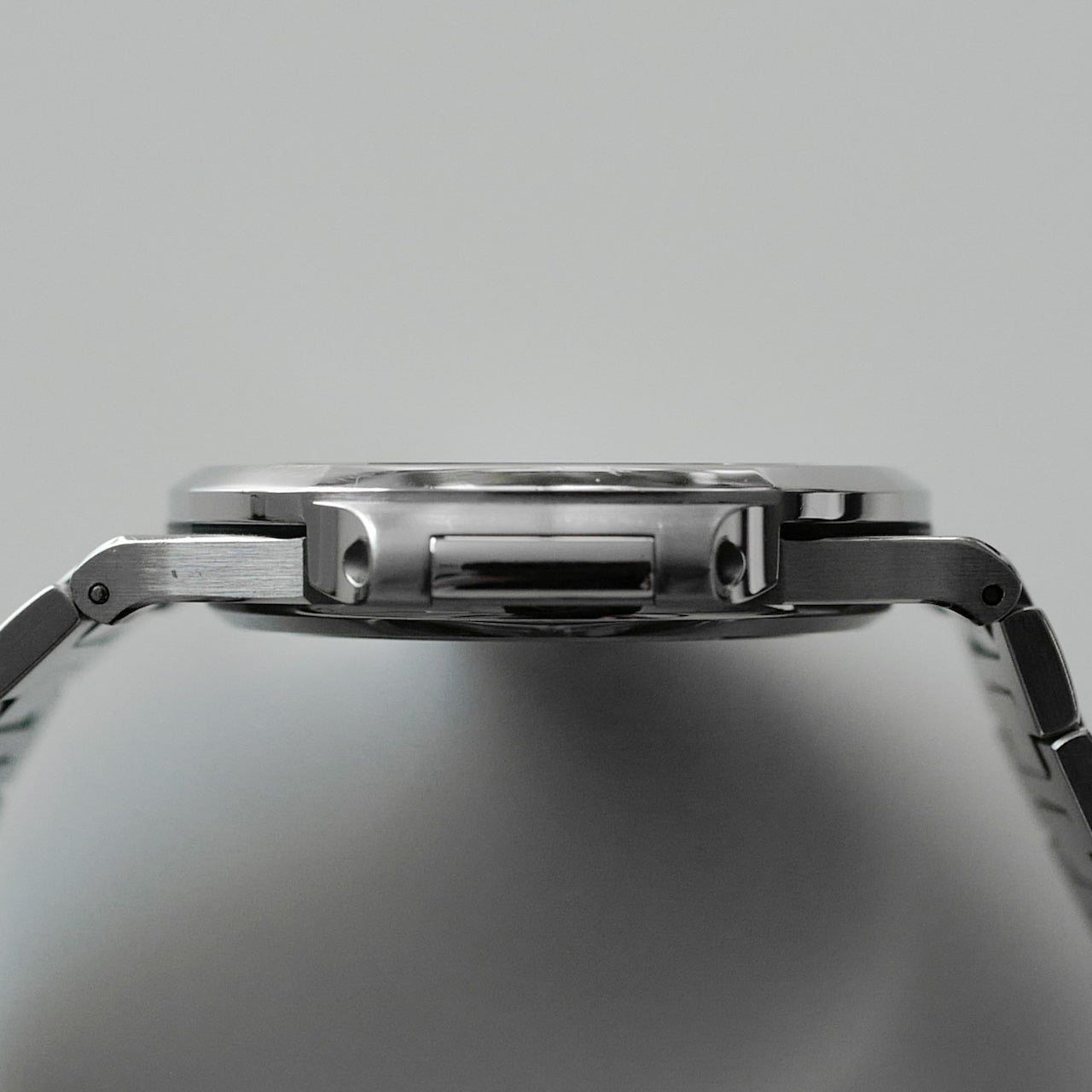 PATEK PHILIPPE Nautilus "Jumbo" Ref.5711/1A-010 Blue-Grey Dial Full Set