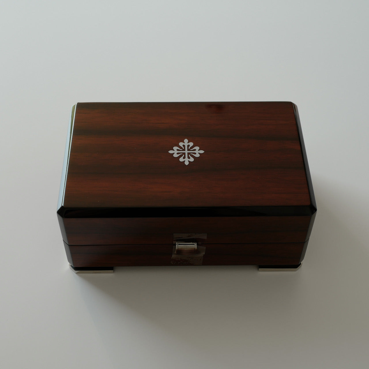 PATEK PHILIPPE Nautilus "Jumbo" Ref.5711/1A-010 Blue-Grey Dial Full Set