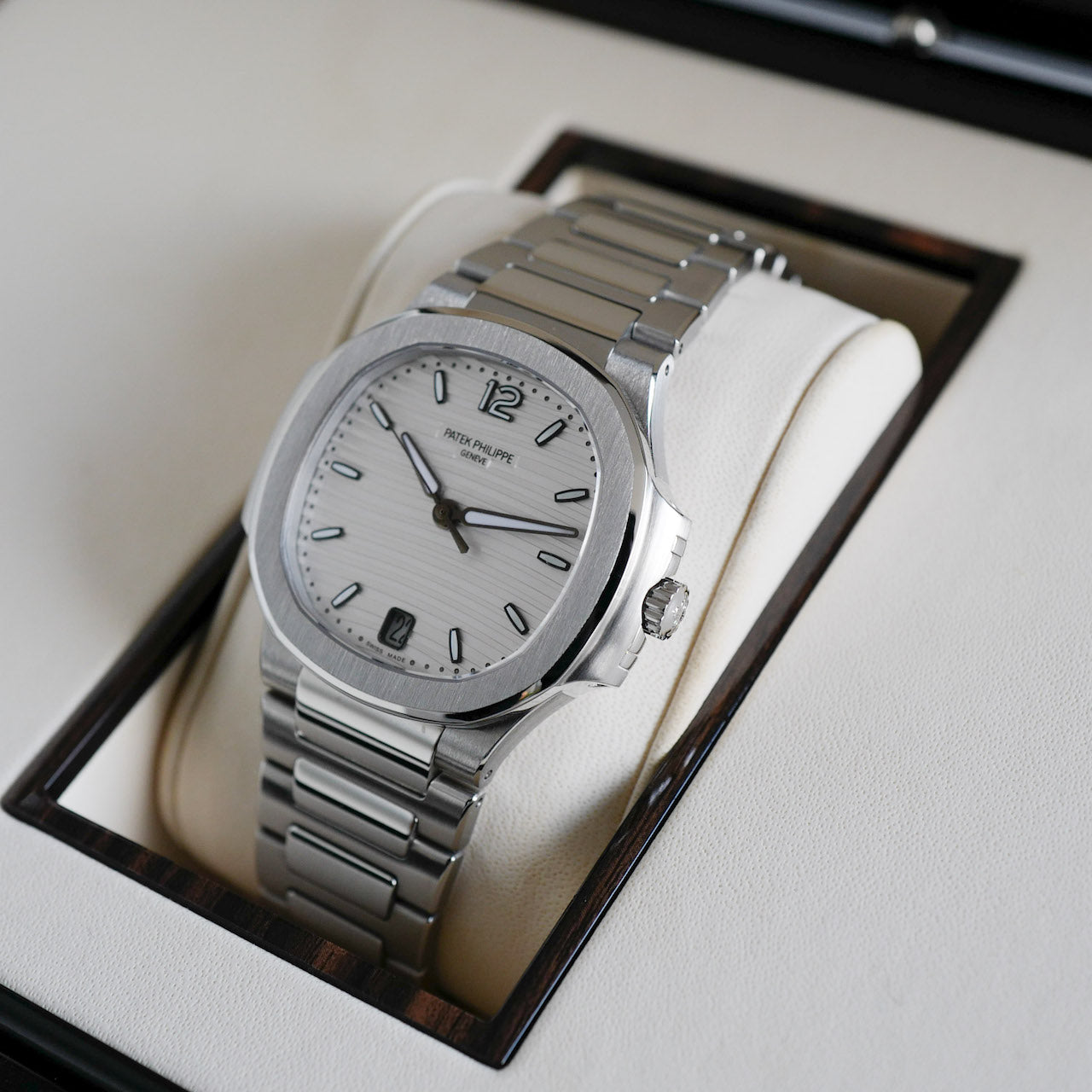 パテック・フィリップ/ノーチラス/国際保証書付き/PATEK PHILLIPE Ref.7118/1A-010 "Nautilus" Full Set