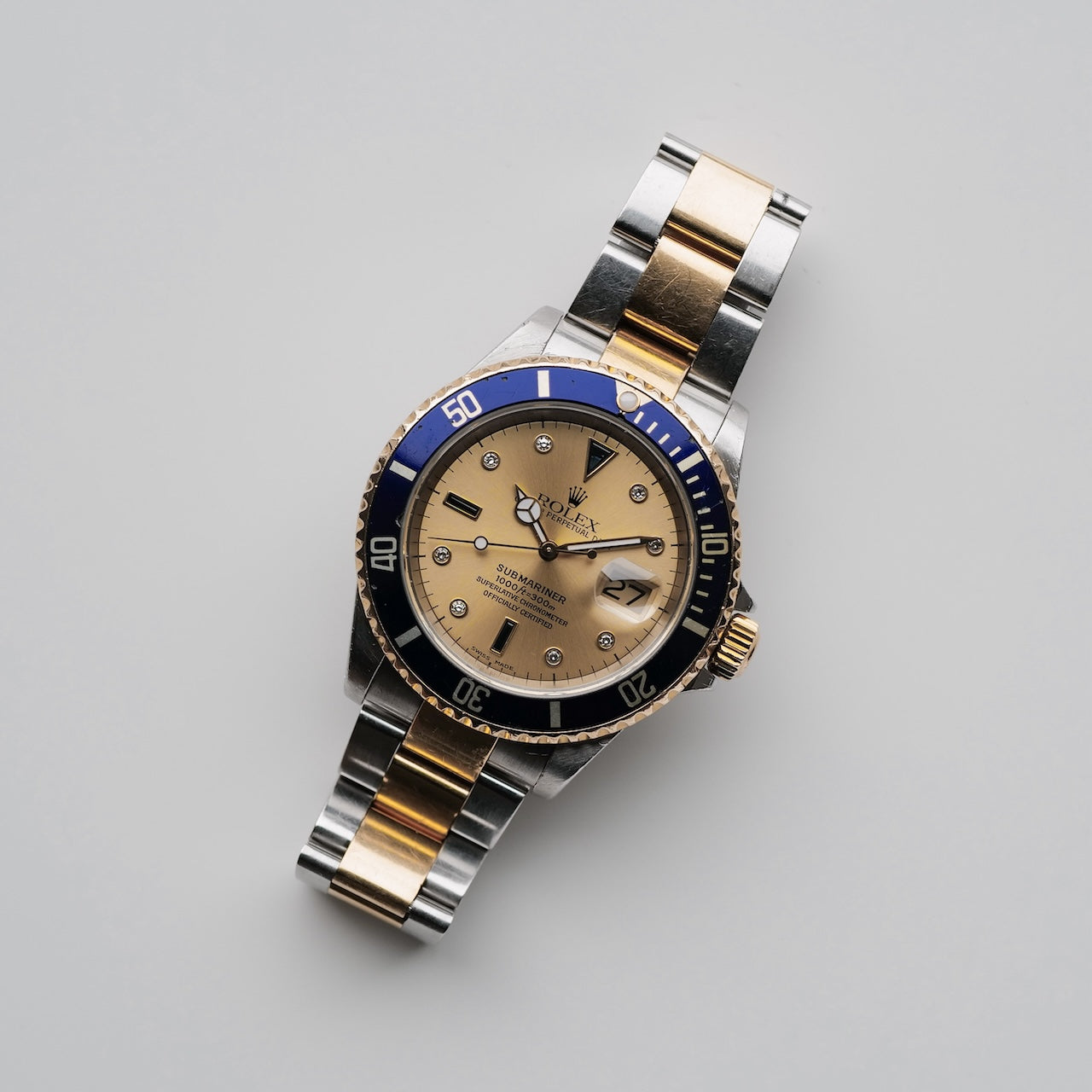 ロレックス/サブマリーナデイト16613SG保証書付き8Pダイヤ/3Pサファイア/ROLEX SUBMARINER DATE Ref.16613SG P 18KYG 2000y