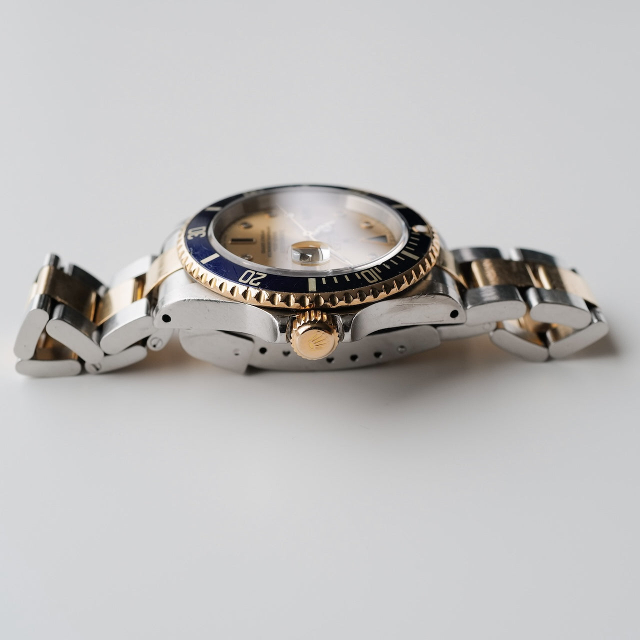 ロレックス/サブマリーナデイト16613SG保証書付き8Pダイヤ/3Pサファイア/ROLEX SUBMARINER DATE Ref.16613SG P 18KYG 2000y