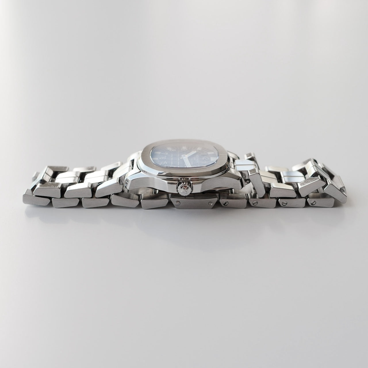 パテックフィリップ/アクアノート4960/1A-001元箱付き/PATEK PHILIPPE  AQUANAUT 4960/1A-001 Black Dial