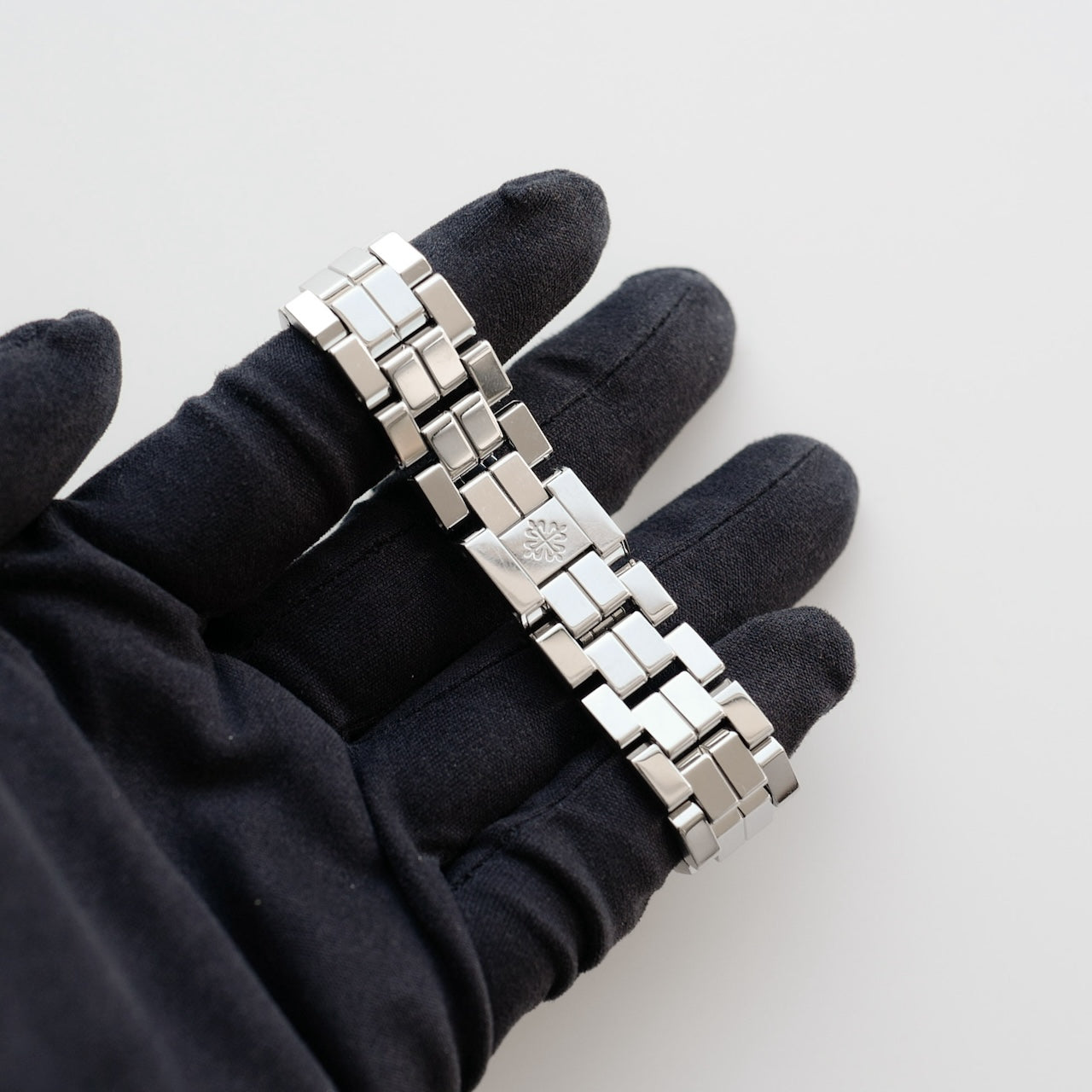 パテックフィリップ/アクアノート4960/1A-001元箱付き/PATEK PHILIPPE  AQUANAUT 4960/1A-001 Black Dial