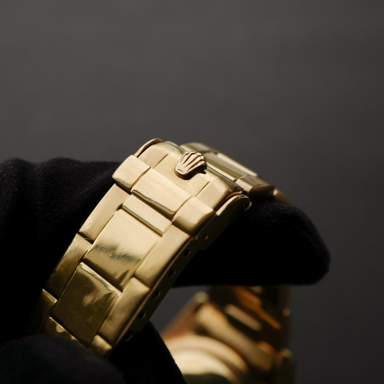 ロレックス/サブマリーナデイト1680/8/トロピカル/フジツボ/ROLEX SUBMARINER DATE 1680/8 18KYG "TROPICAL" Nipple Dial 1970y