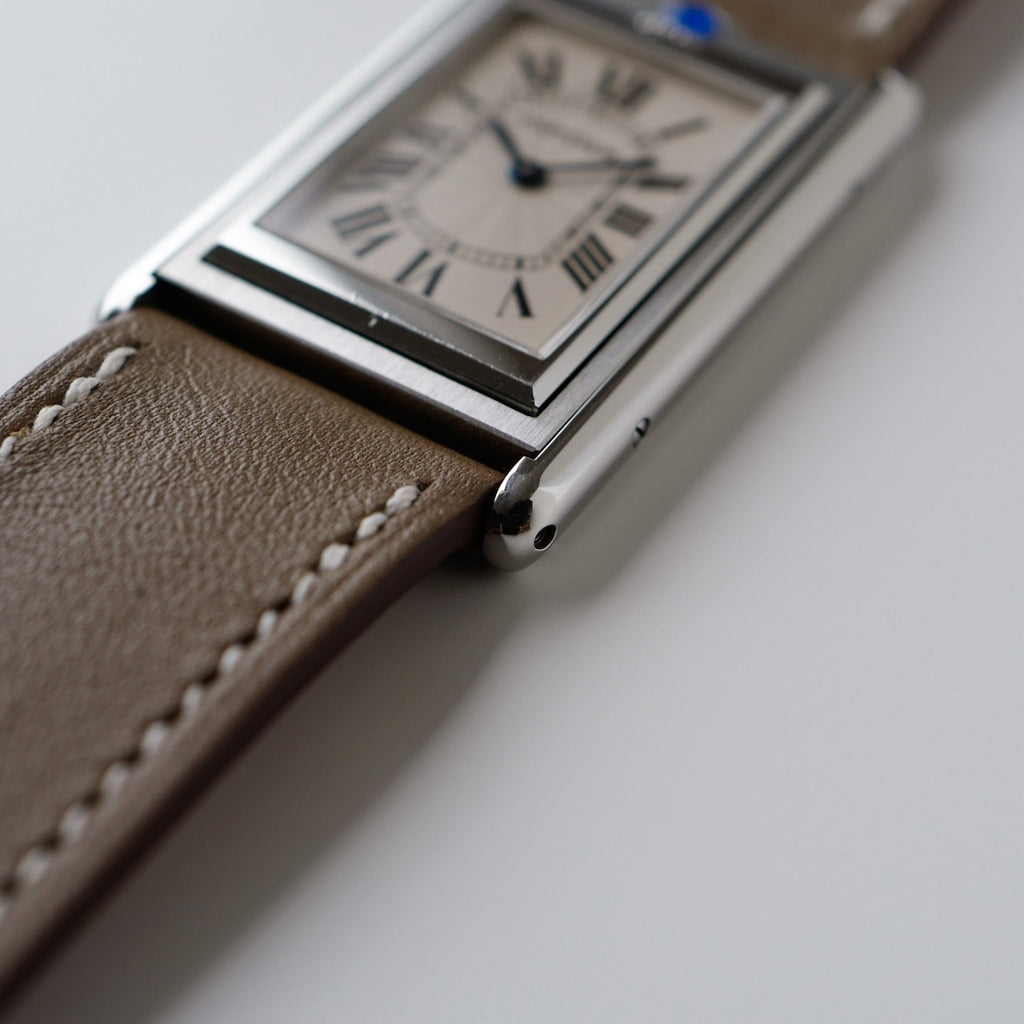 カルティエ/タンクバスキュラントLM/ホワイトローマンギョーシェダイヤル/手巻き/フレデリックピゲ/CARTIER TANK BASCULANTE White Roman Guilloche Dial / Hand Winding / SS 2001