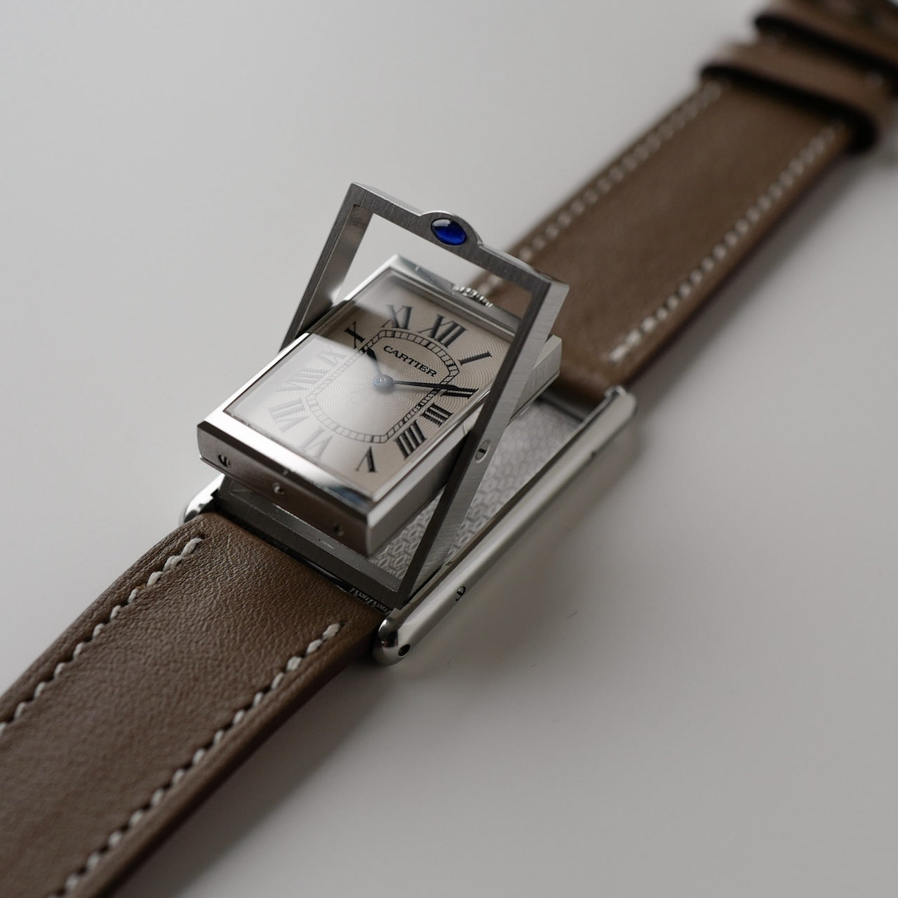 カルティエ/タンクバスキュラントLM/ホワイトローマンギョーシェダイヤル/手巻き/フレデリックピゲ/CARTIER TANK BASCULANTE White Roman Guilloche Dial / Hand Winding / SS 2001