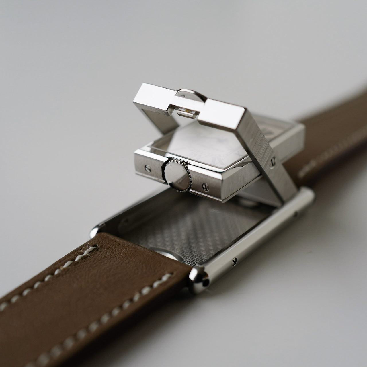 カルティエ/タンクバスキュラントLM/ホワイトローマンギョーシェダイヤル/手巻き/フレデリックピゲ/CARTIER TANK BASCULANTE White Roman Guilloche Dial / Hand Winding / SS 2001
