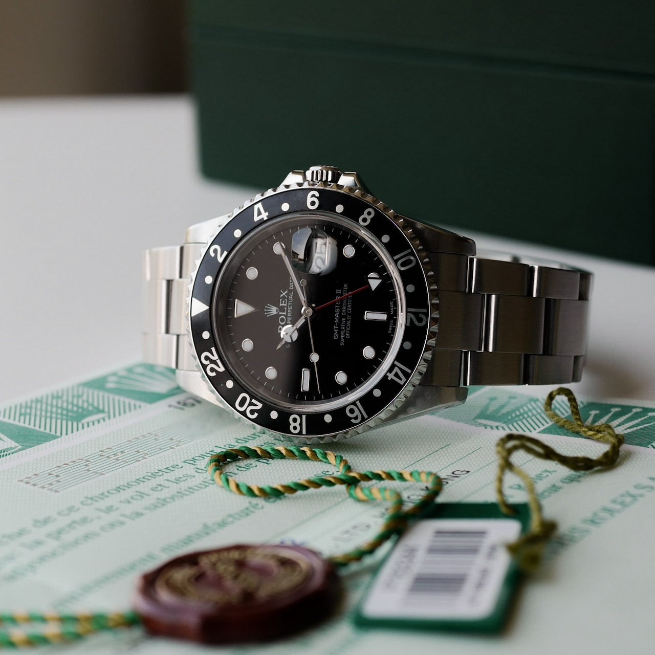ロレックス/GMTマスター2/16710/P番/2000年/黒ベゼル/横穴あり/保証書付きフルセット/ROLEX GMT-MASTER 2 Ref.16710 "Black Bezel" 2000y Full Set