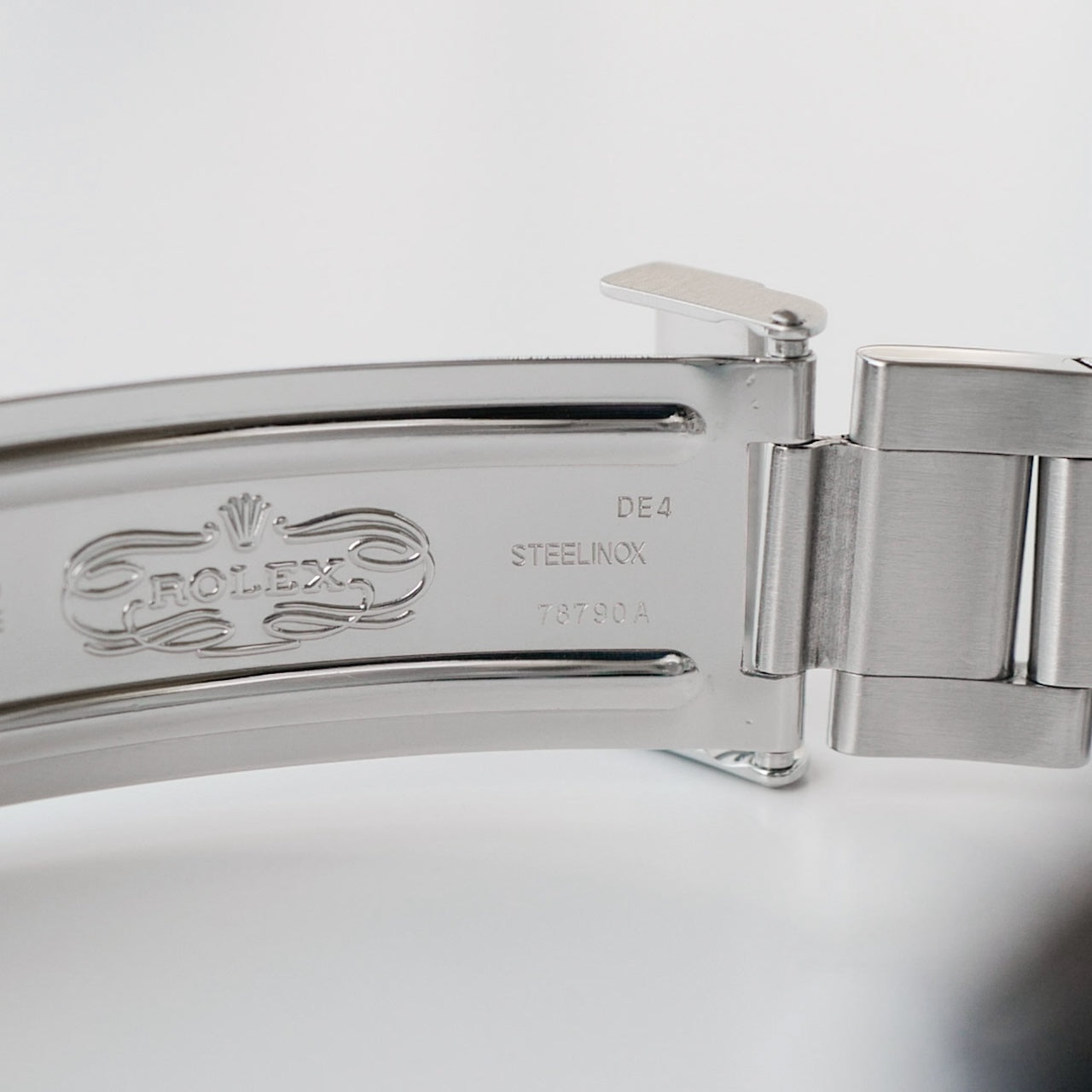 ロレックス/GMTマスター2/16710/P番/2000年/黒ベゼル/横穴あり/保証書