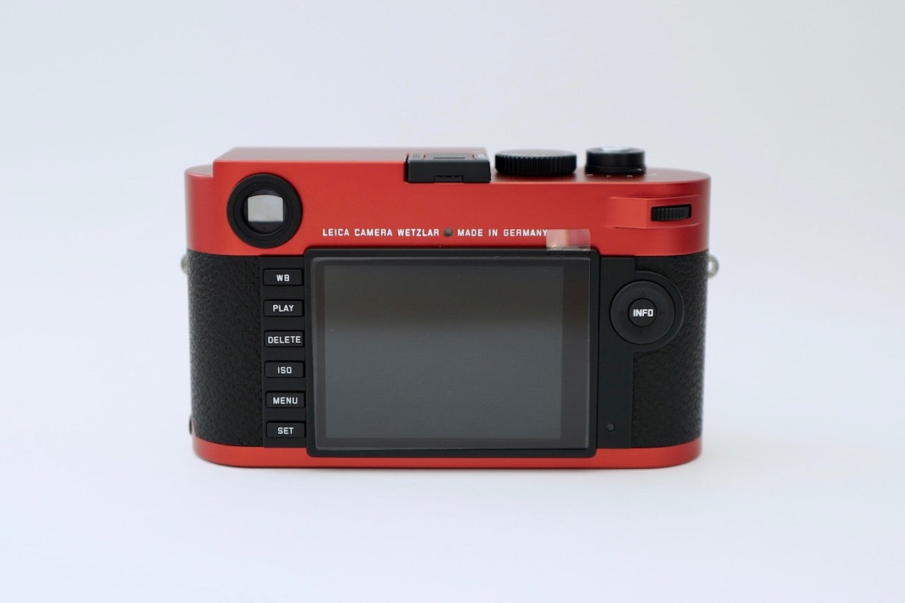 LEICA "red" LIMITED EDITION only made 100 pieces in the World