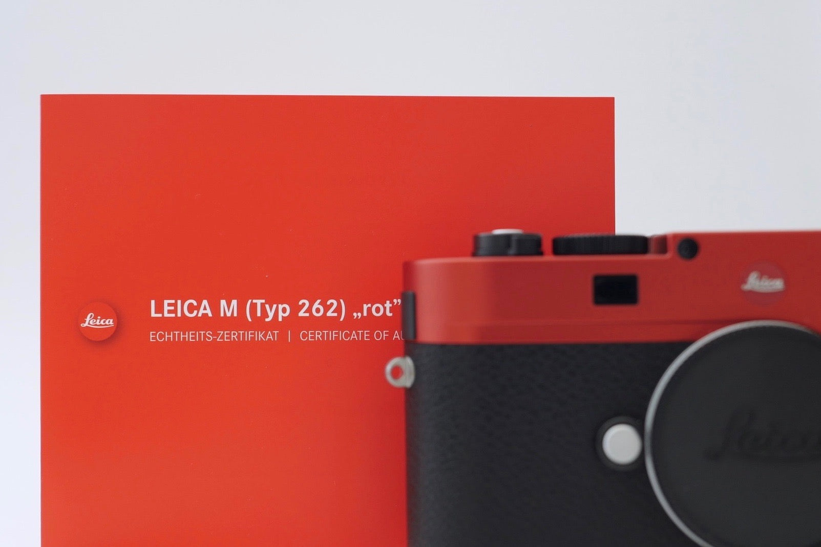 LEICA "red" LIMITED EDITION only made 100 pieces in the World