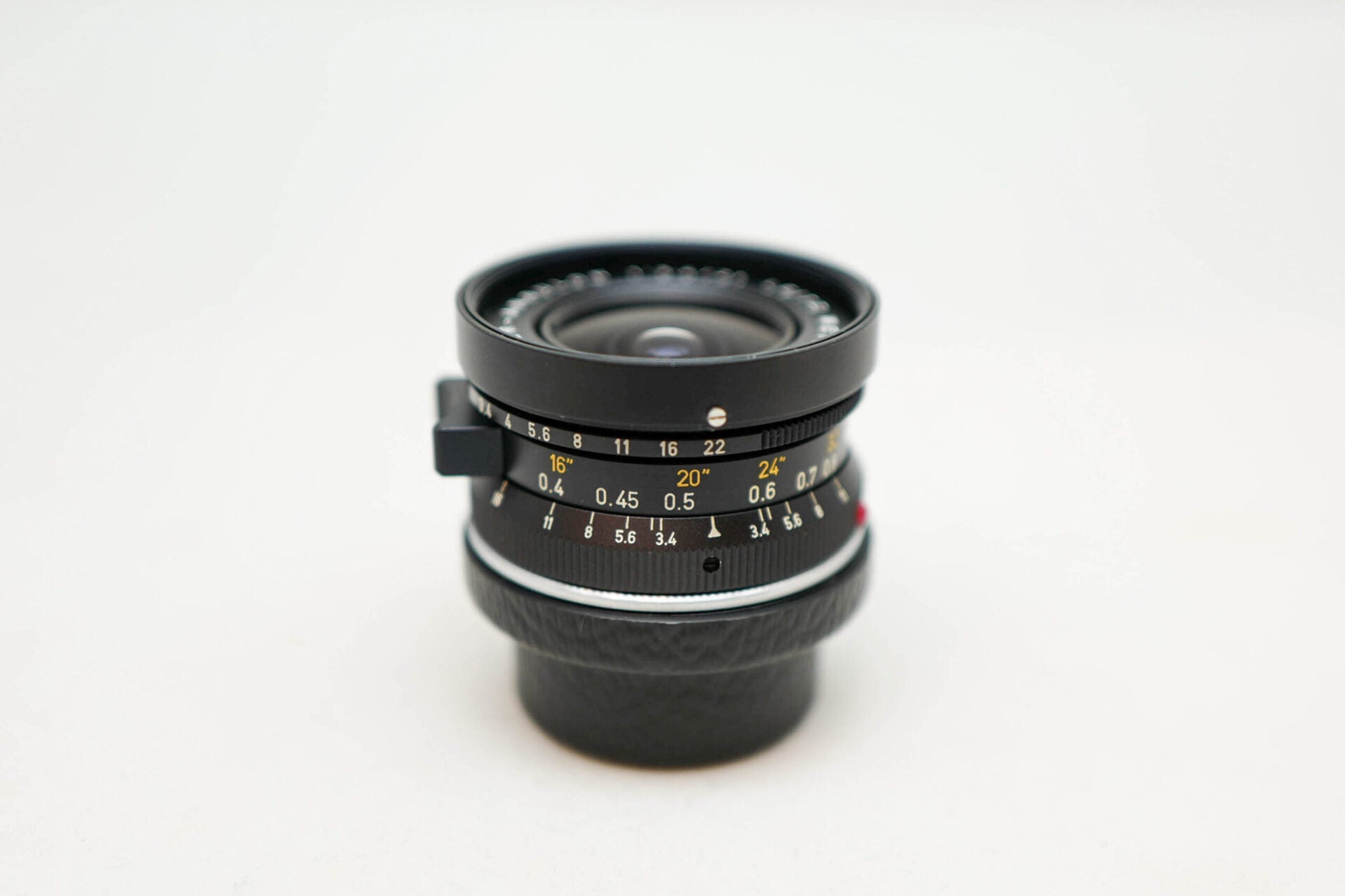 LEICA SUPER-ANGULON 21mm F3.4
