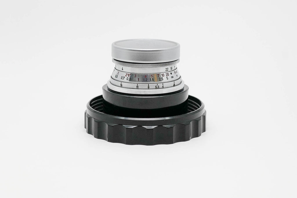 LEICA
