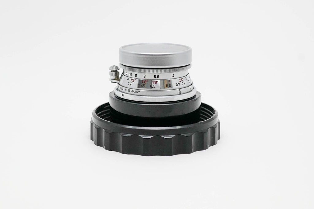 LEICA