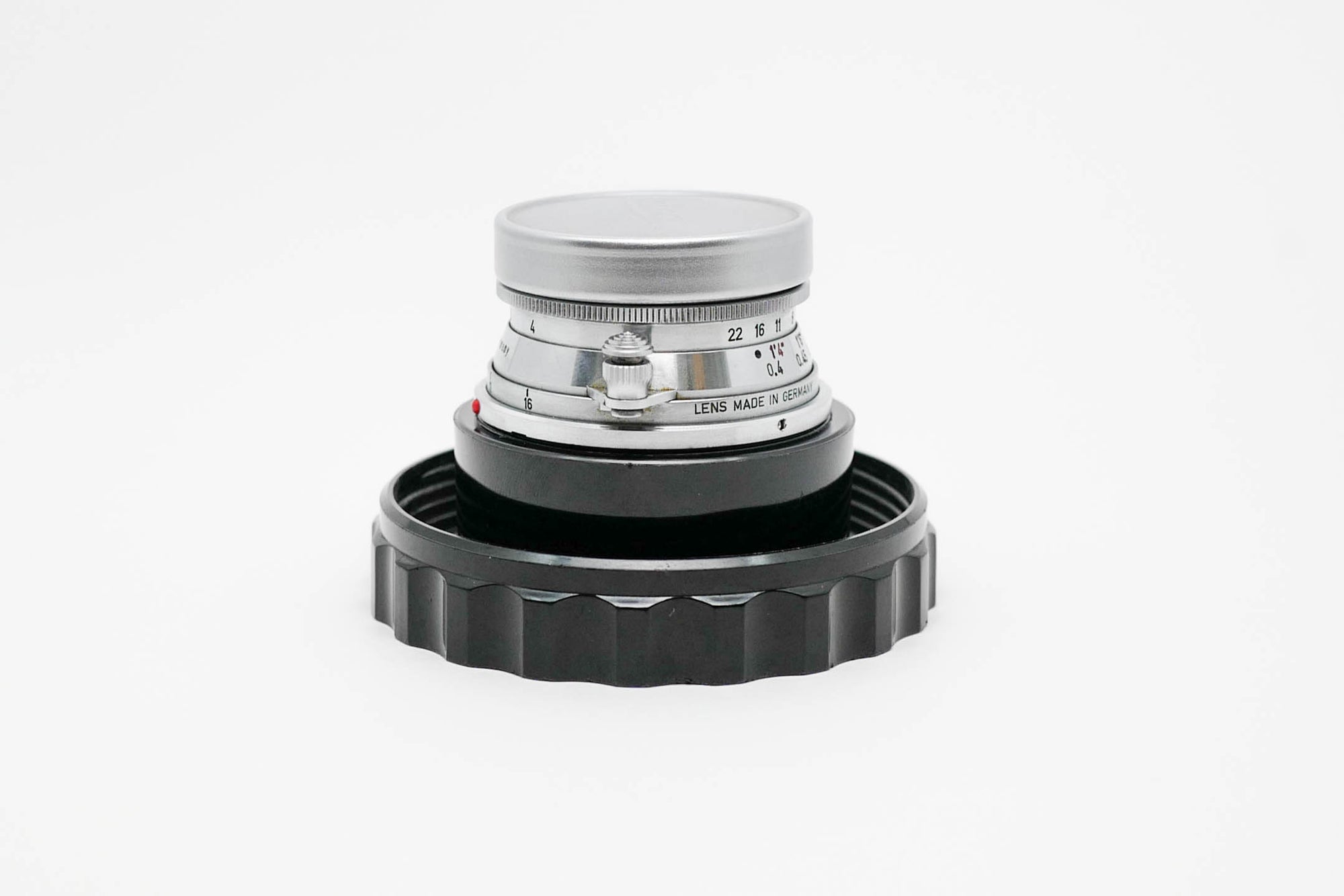 LEICA