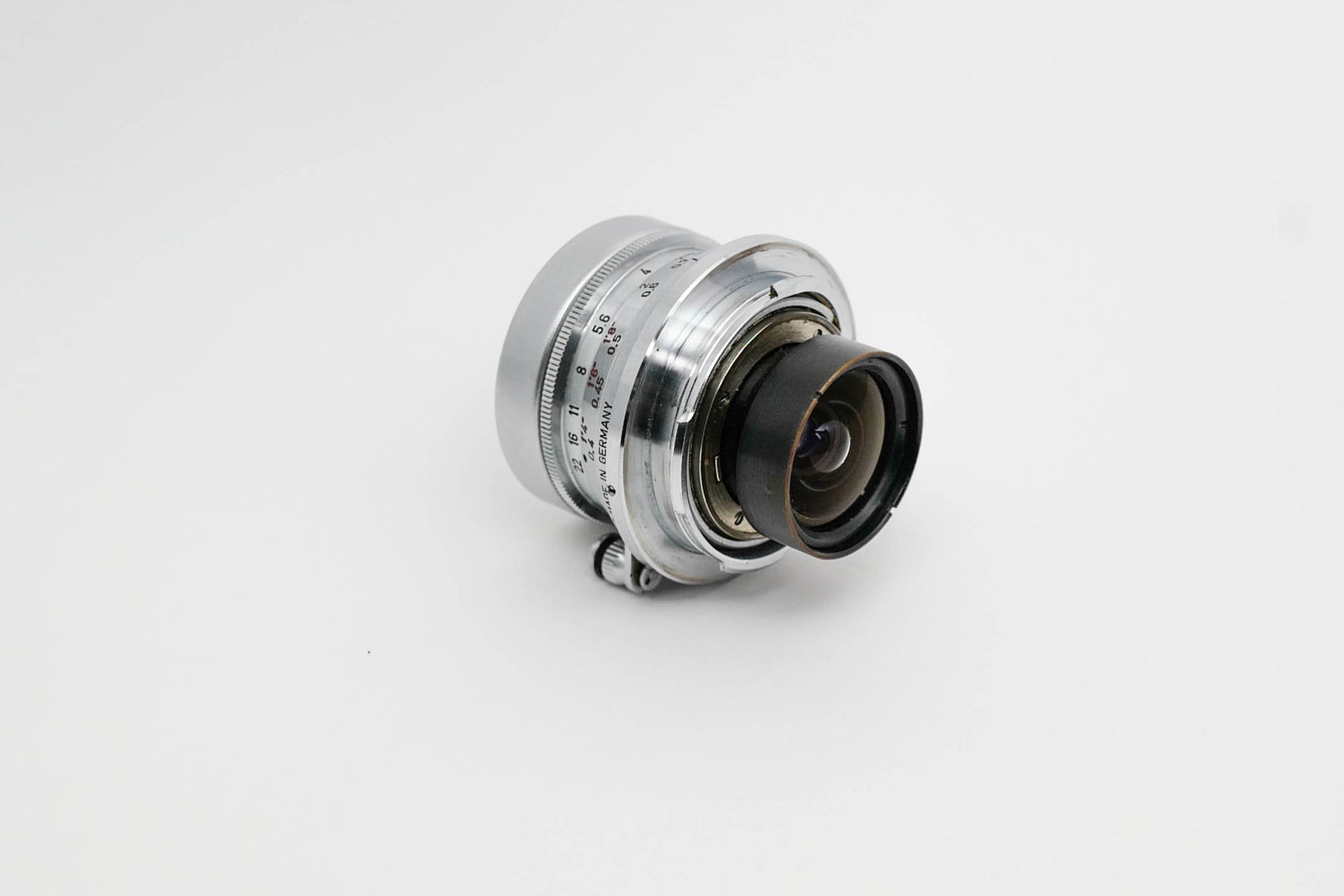 LEICA