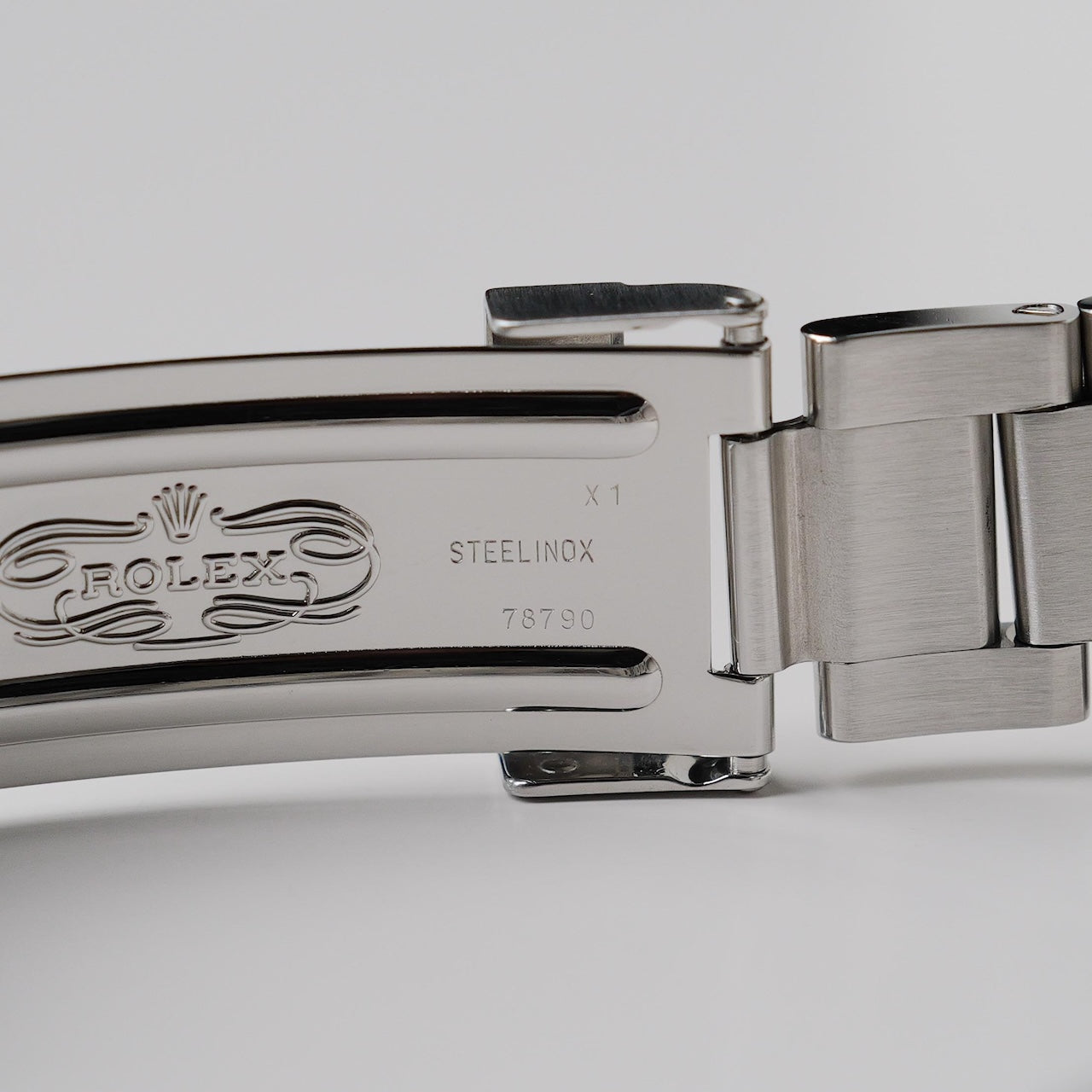 ロレックス/エクスプローラー2/16570/A番/SWISSオンリー/白文字盤/箱・保証書付/ ROLEX EXPLORER2 Ref.16570 "SWISS only" White Dial 1998-99y with Box and Paper
